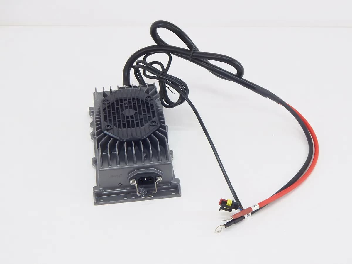 Зарядное устройство для  штабелёров WS15H/WS15H SC PRO Li-ion 24V/30A WS15H быстрая зарядка — фото 4
